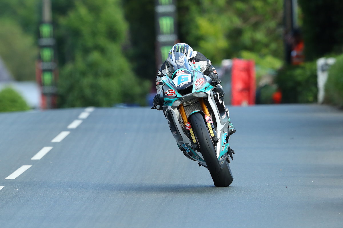 2022 Isle of Man TT | Peter Hickman powers to second TT win of week in SSTK