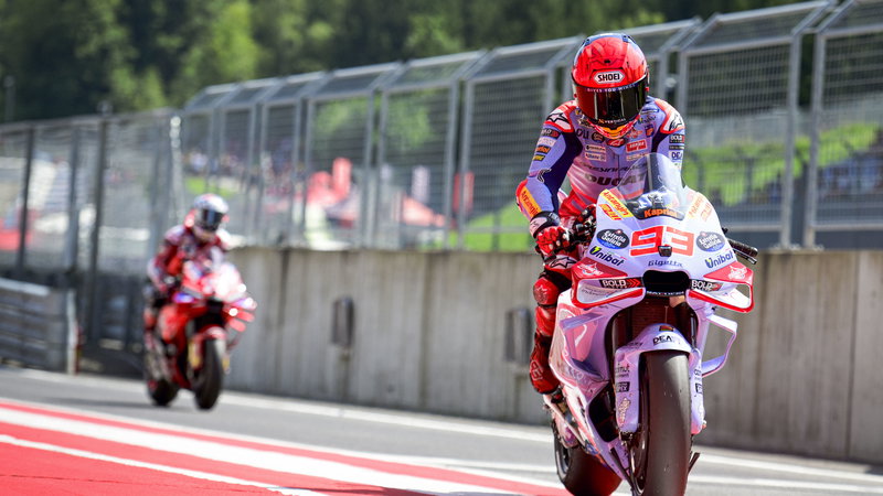 Jorge Lorenzo says injury “weighing down” Marc Marquez but he will win ...