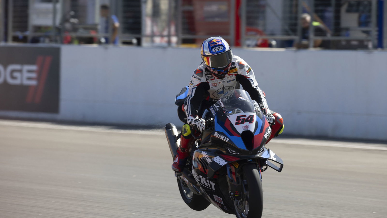 Toprak Razgatlioglu, 2024 Aragon WorldSBK. - Gold and Goose.