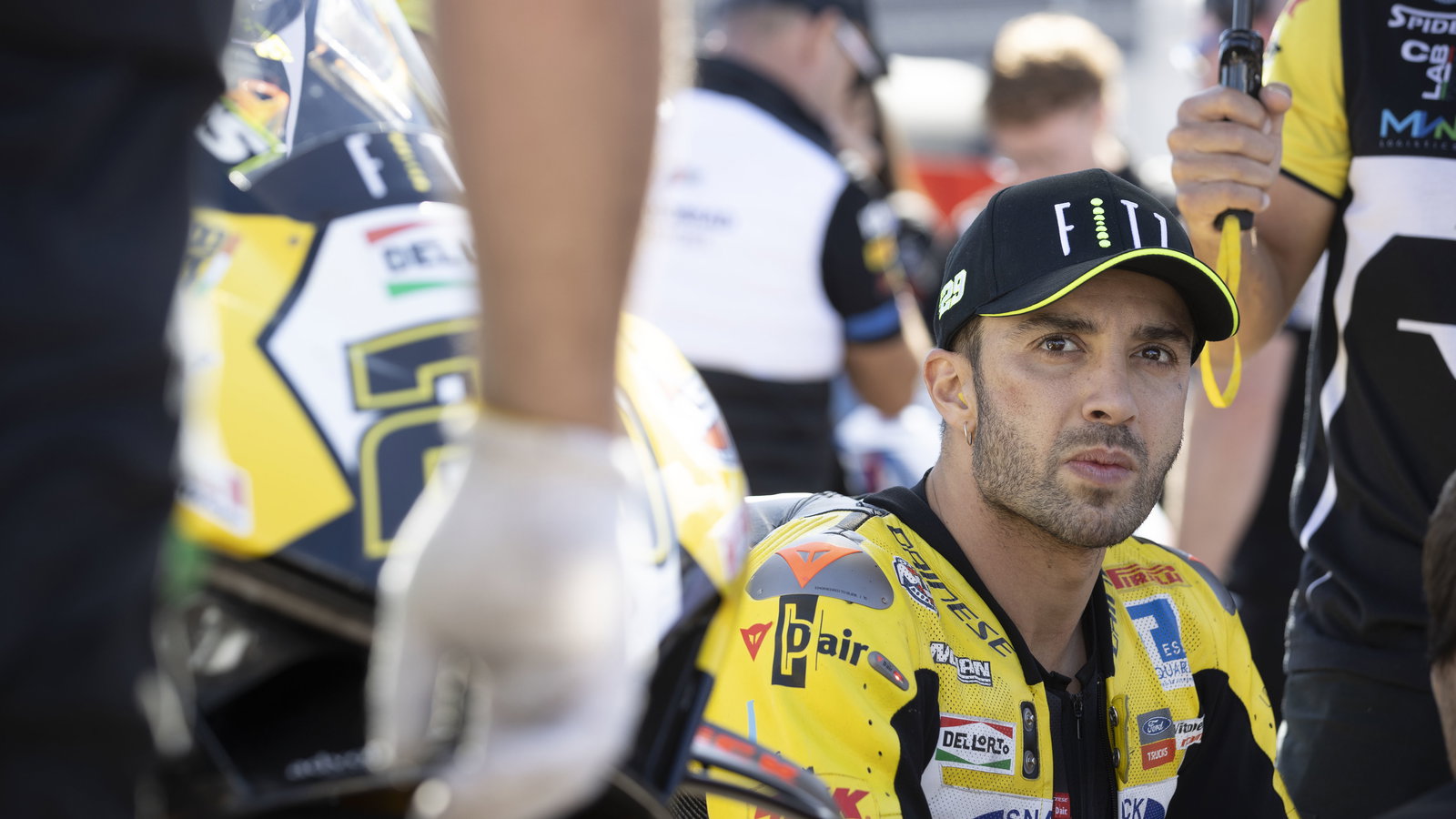 Andrea Iannone, 2024 Aragon WorldSBK, grid. - Gold and Goose