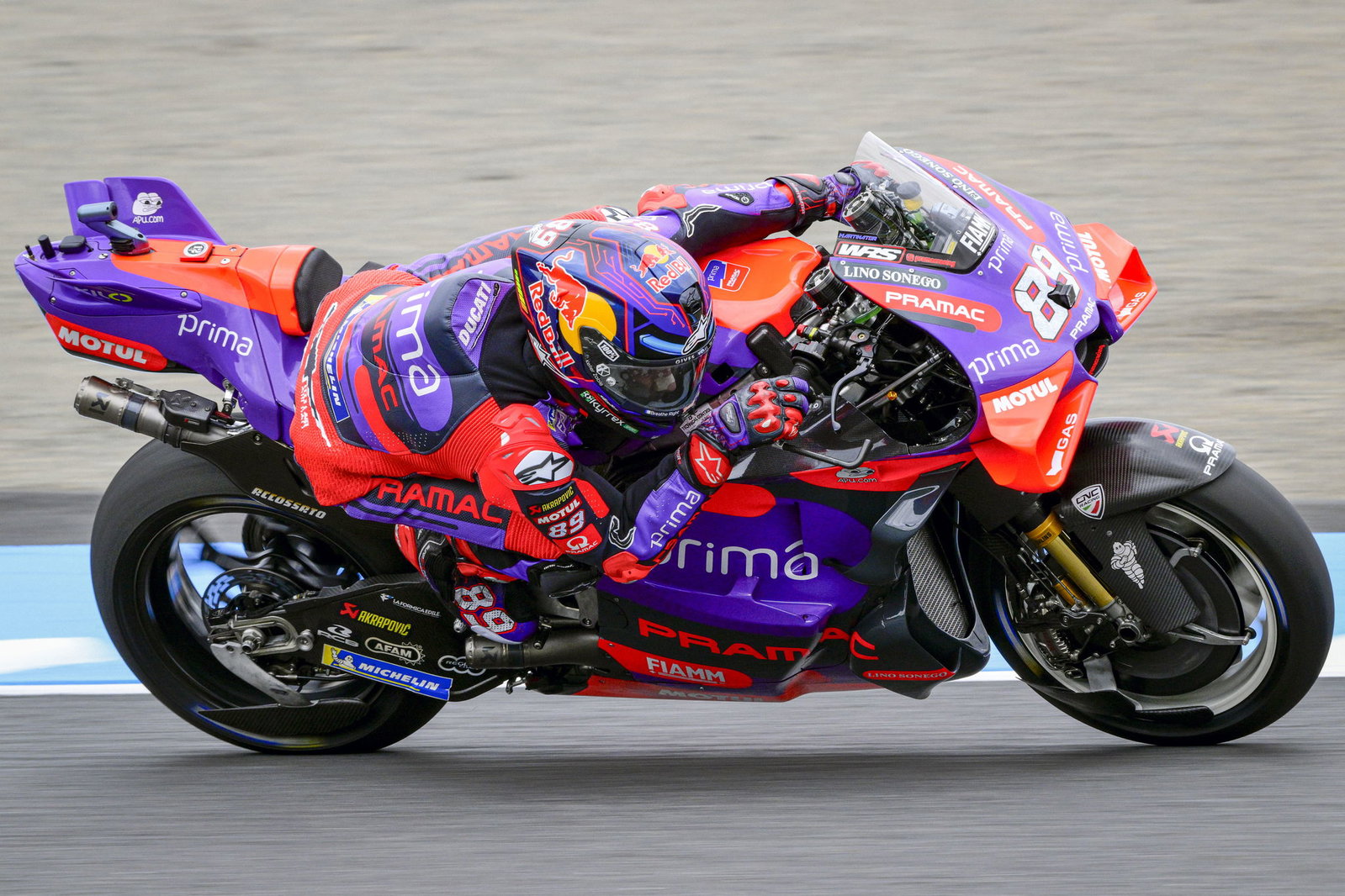 Jorge Martin “had issues with the bike trying to do everything” in