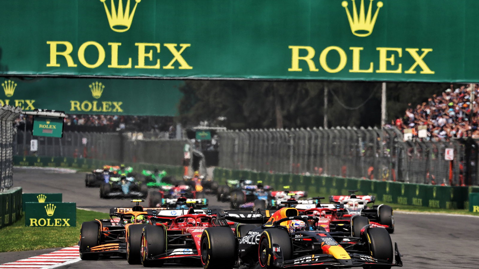 Lap 1 in Mexico