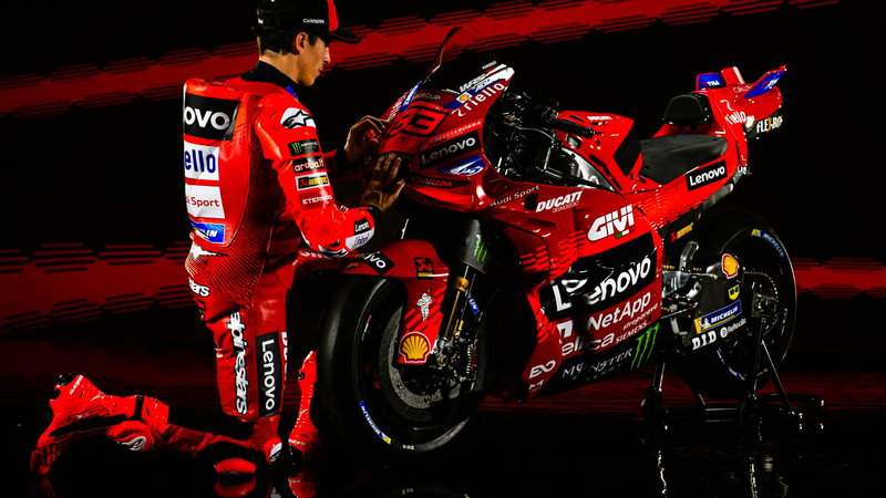 FIRST LOOK: Marc Marquez, Francesco Bagnaia present 2025 Ducati MotoGP ...
