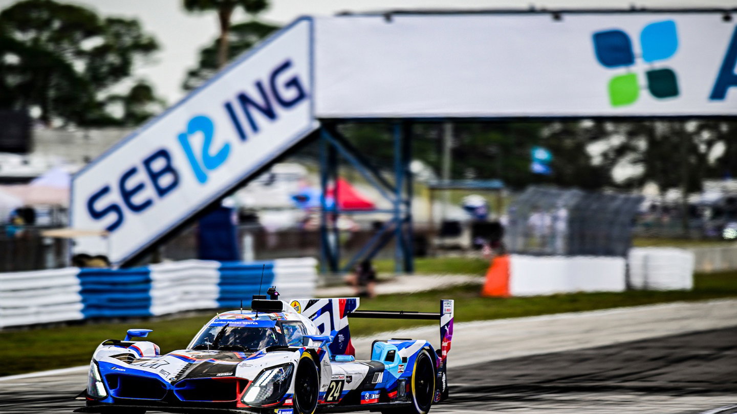 #24 BMW