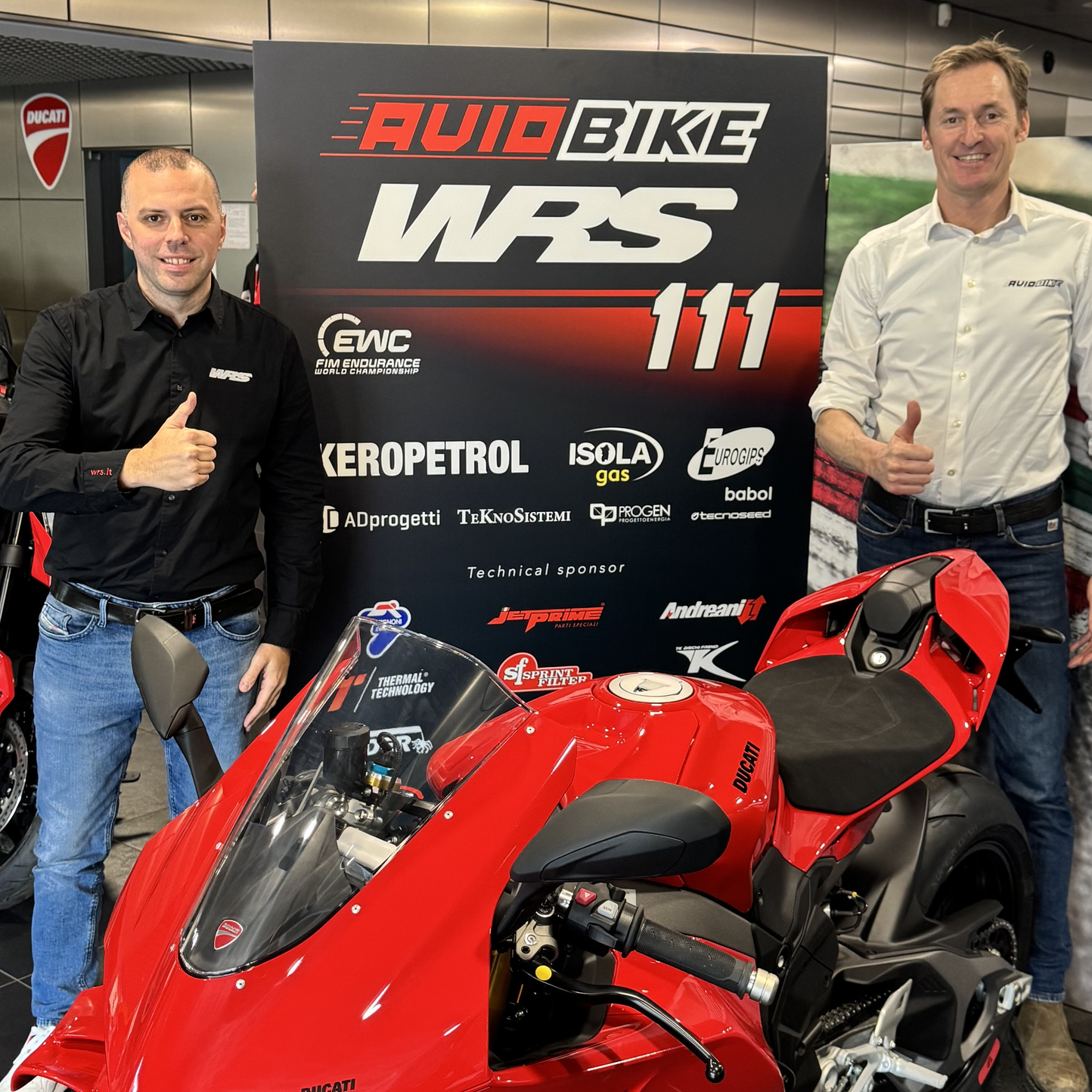 Nicolas Zavoli & Giovanni Baggi with 2025 Ducati Panigale V4. Credit: Aviobike WRS.