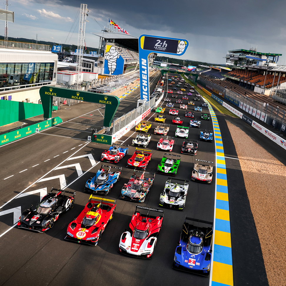 Le Mans group photo