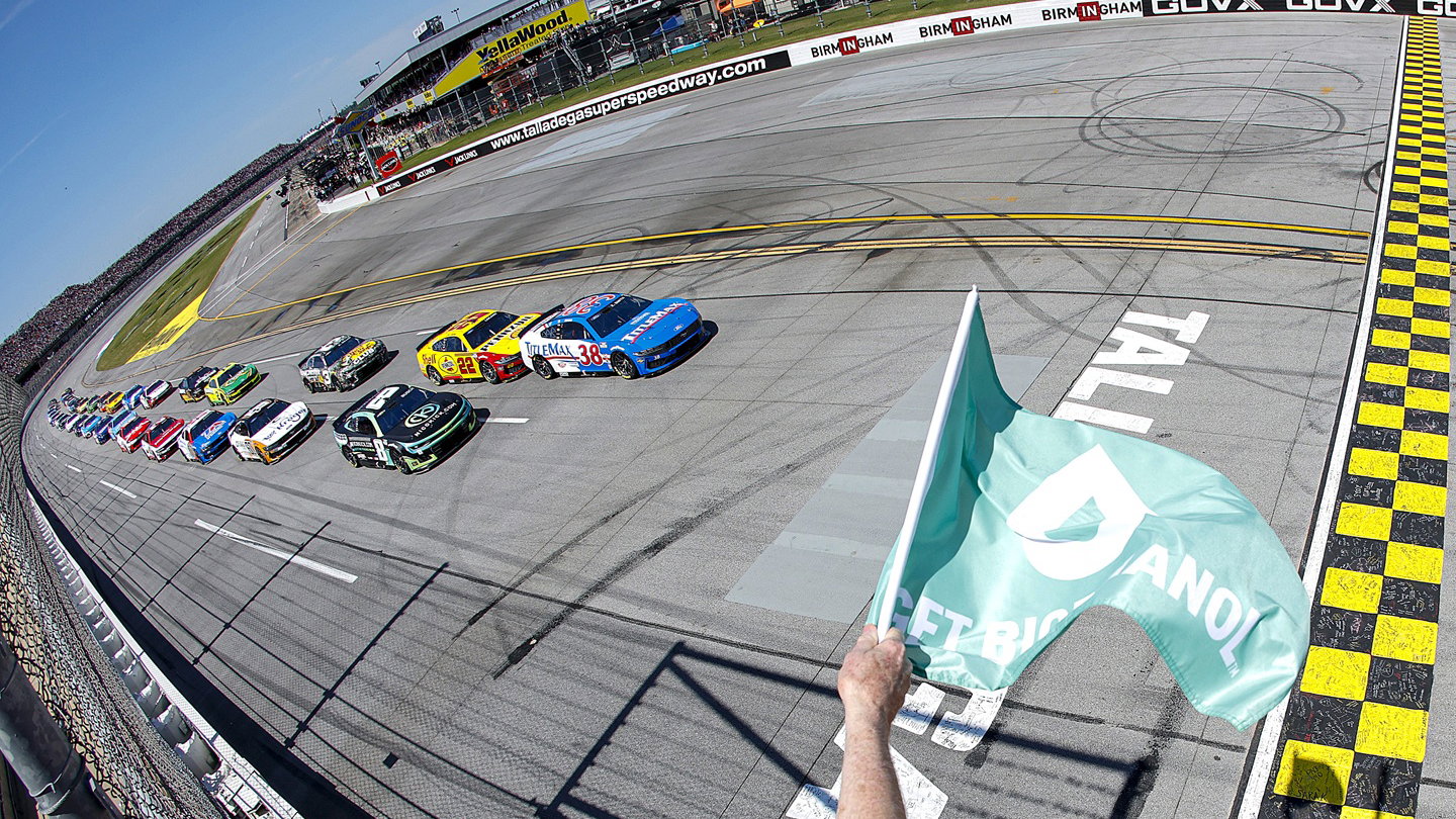 Race start