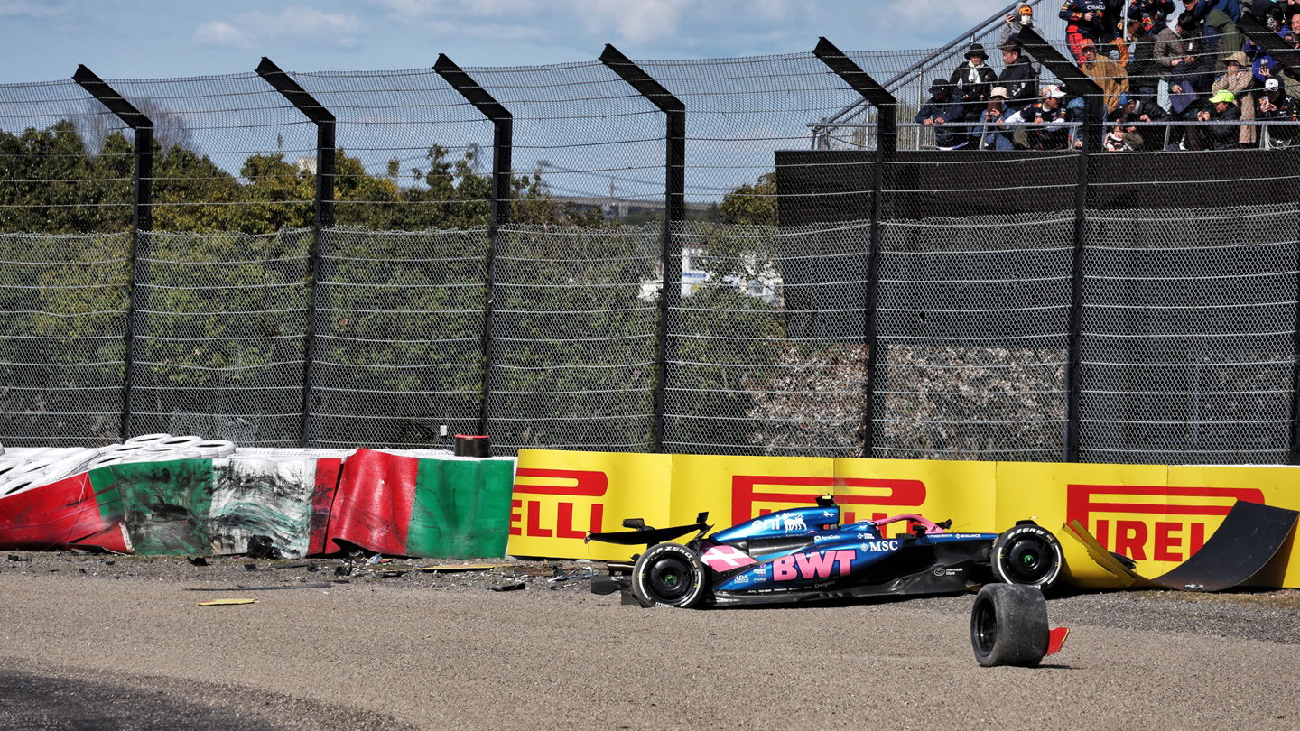 Crashed car of Jack Doohan