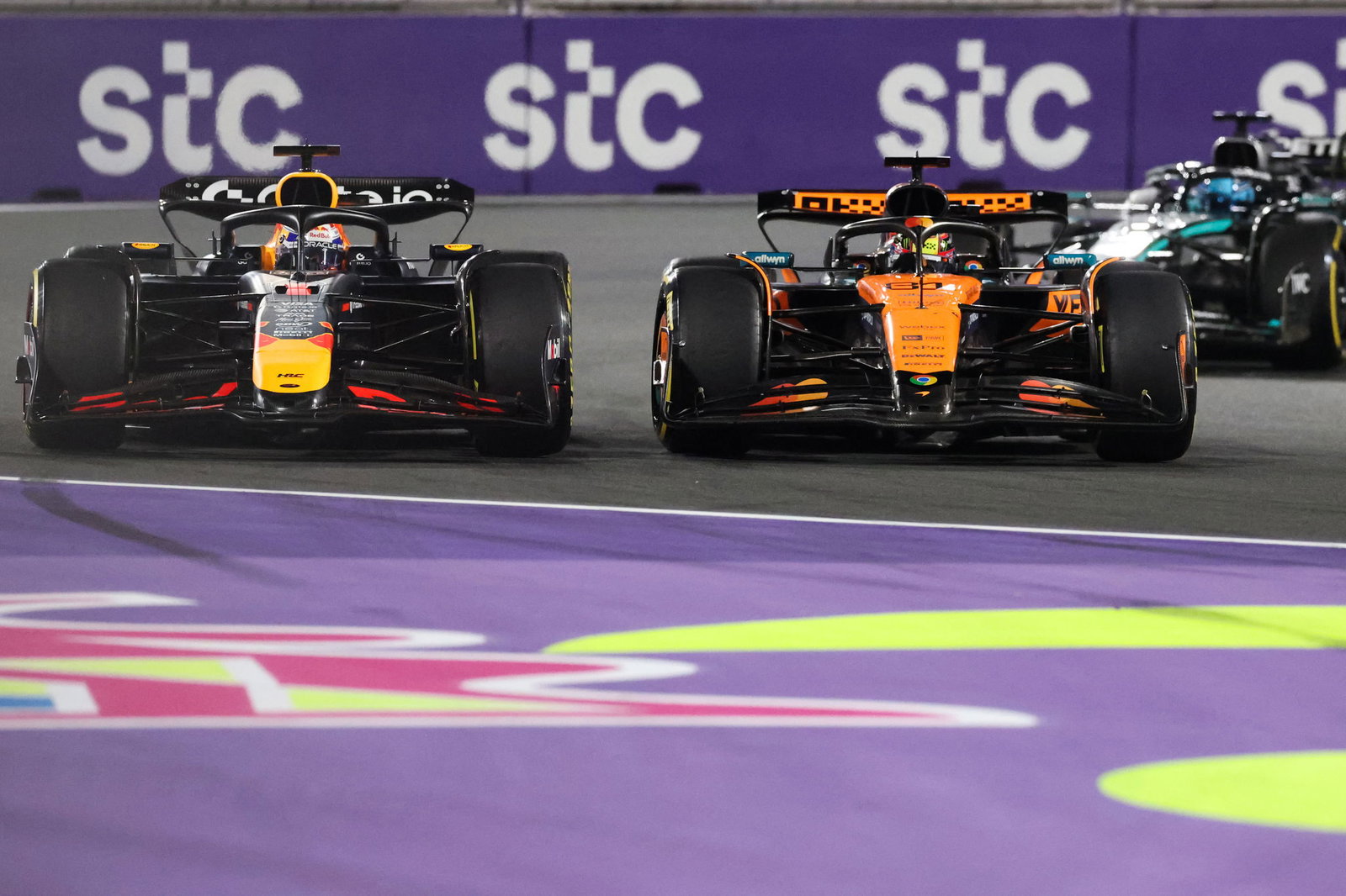 Max Verstappen and Oscar Piastri 