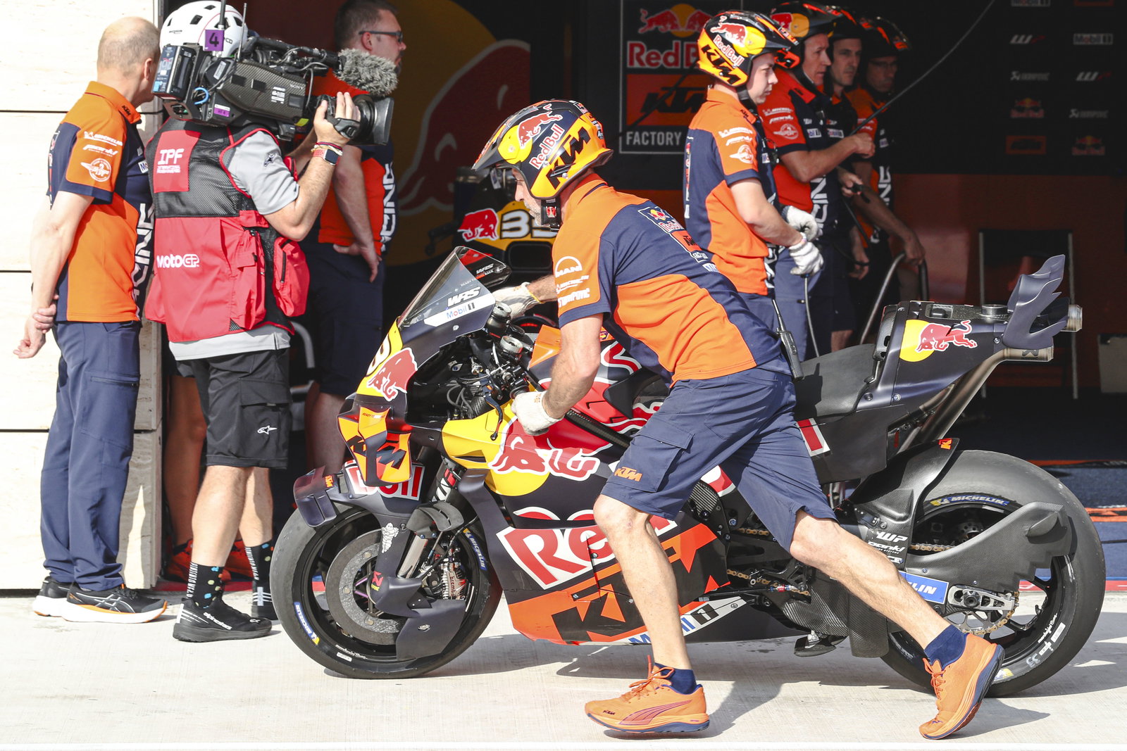 KTM
