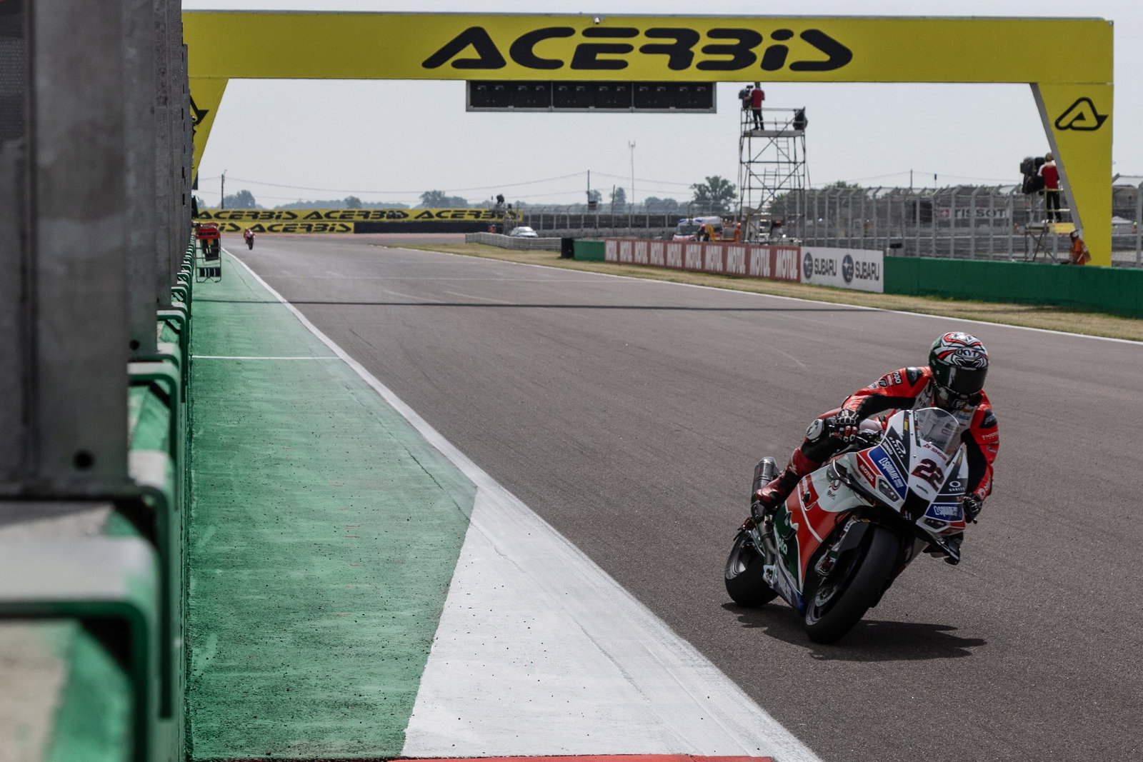 Alex Lowes, 2025 Italian WorldSBK. Credit: Gold and Goose.