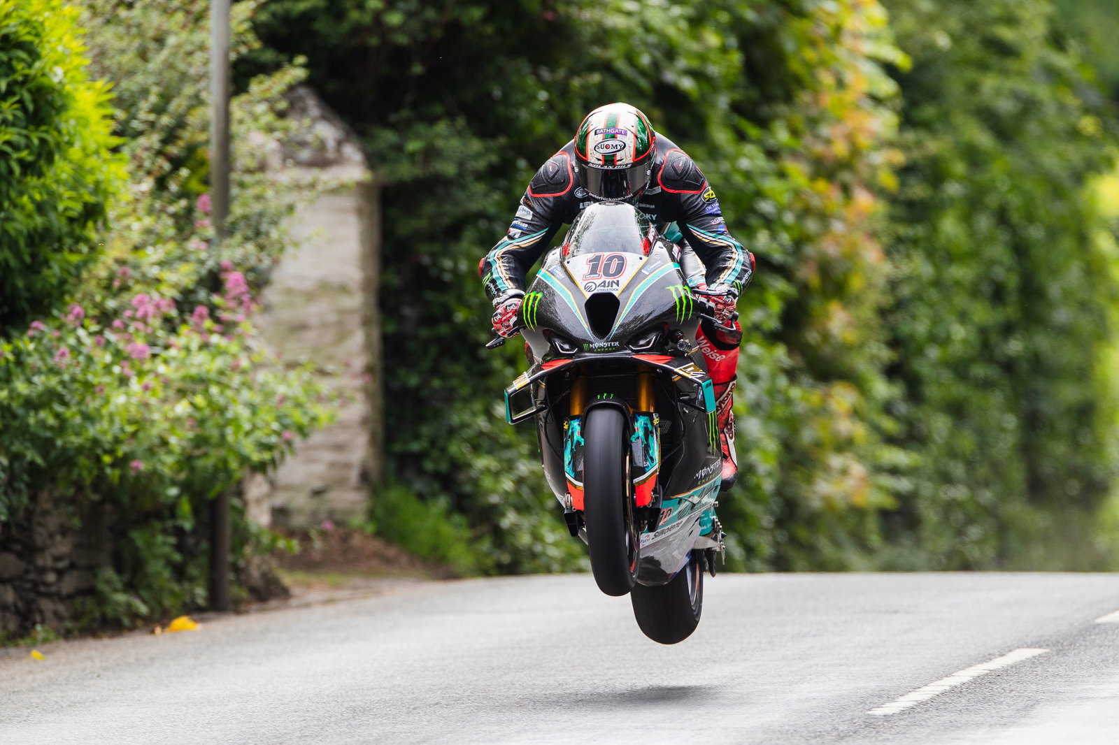 Peter Hickman, FHO Racing, 2024 Isle of Man TT