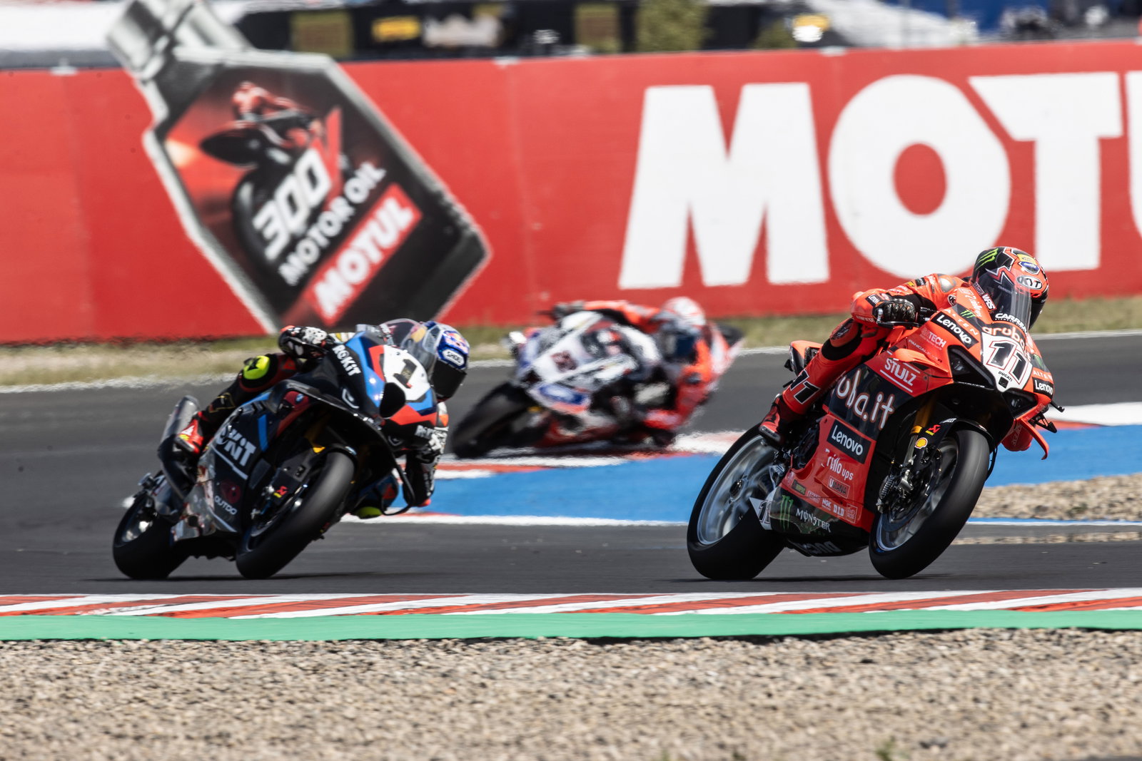 Nicolo Bulega leads Toprak Razgatlioglu, 2025 Czech WorldSBK. Credit: Gold and Goose.