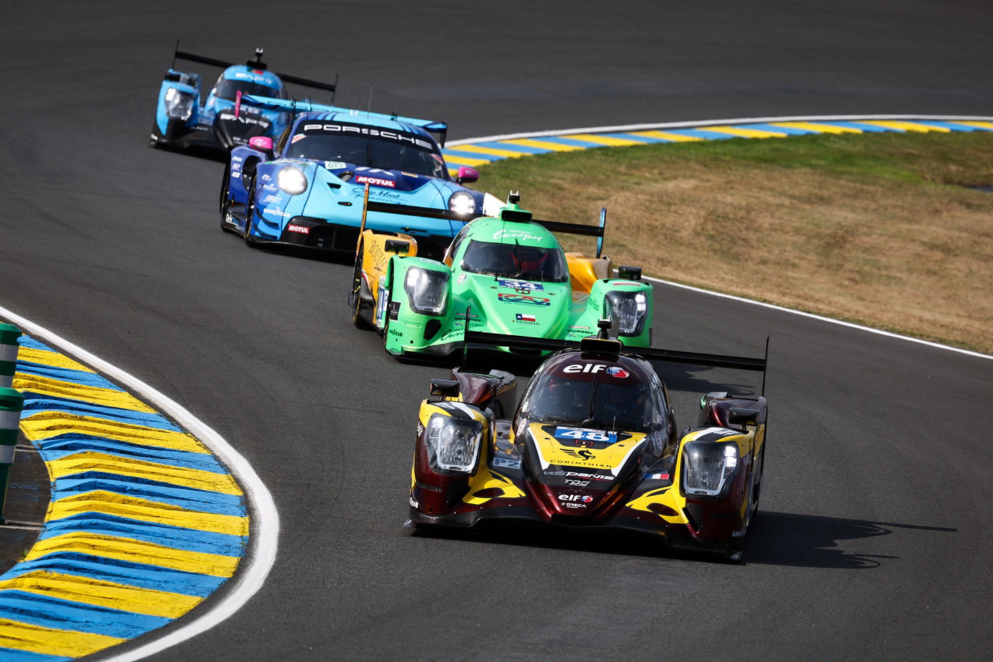 LMP2 cars
