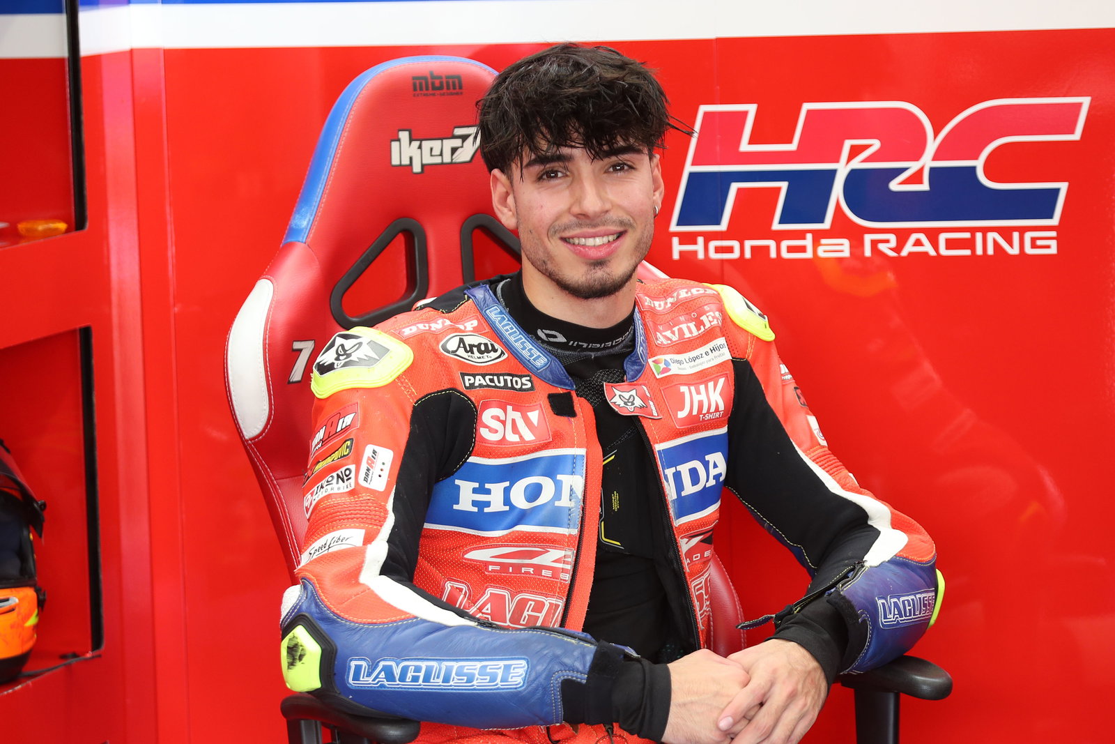 Borja Gomez, 2025 WorldSBK Jerez test, pit box. Credit: Gold and Goose.