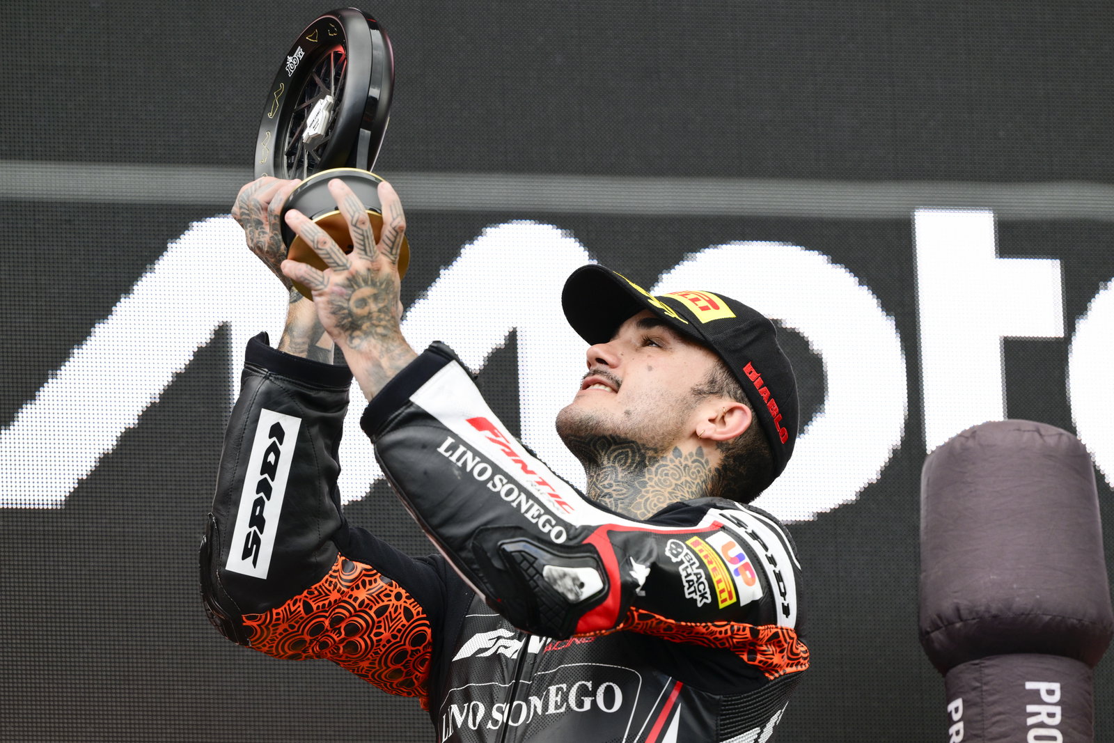 Aron Canet, 2025 Moto2 Dutch TT, podium. Credit: Gold and Goose.