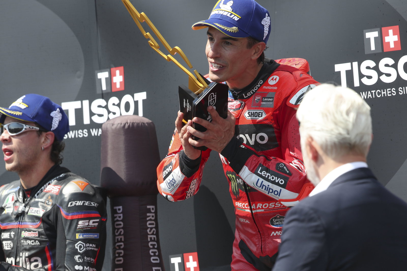 Bezzecchi, Marquez