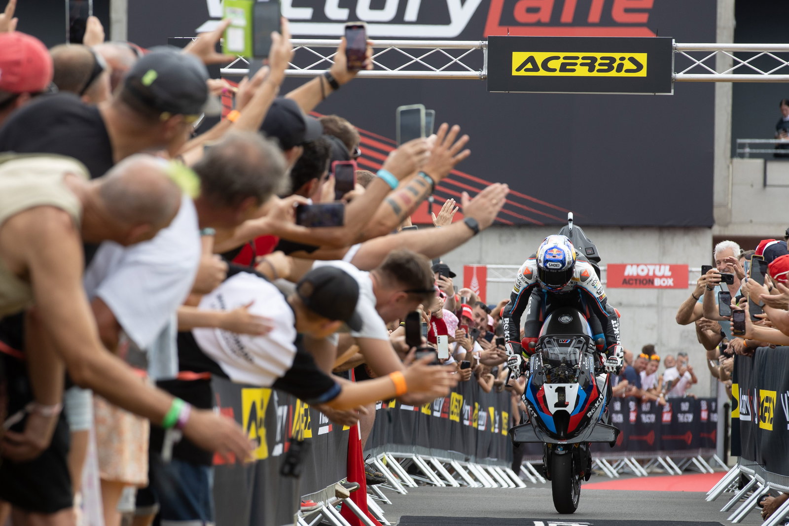 Toprak Razgatlioglu, 2025 Hungarian WorldSBK. Credit: Gold and Goose.