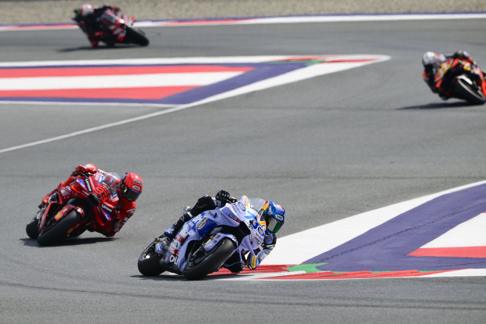 Alex Marquez leads Marc Marquez, 2025 MotoGP Austrian Grand Prix, Sprint. Credit: Gold and Goose.