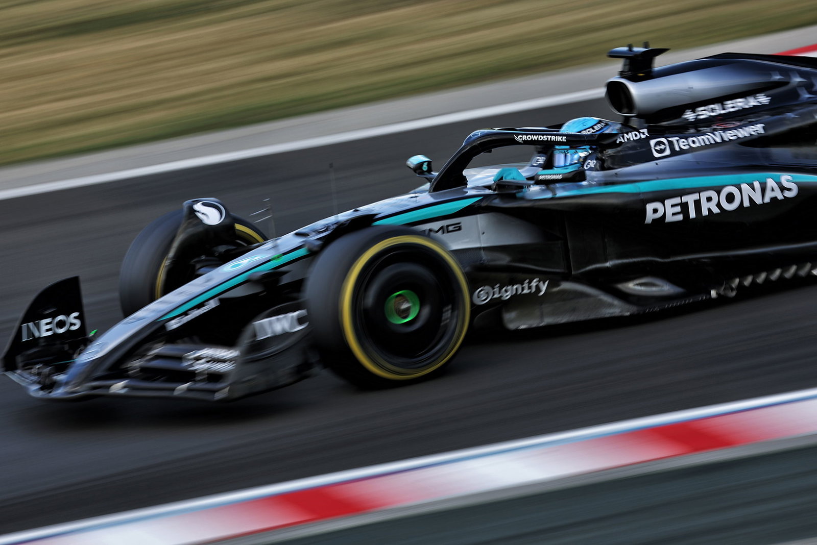 Mercedes