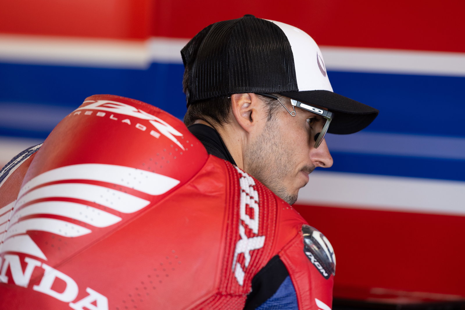 Xavi Vierge, 2025 UK WorldSBK, pit box. Credit: Gold and Goose.