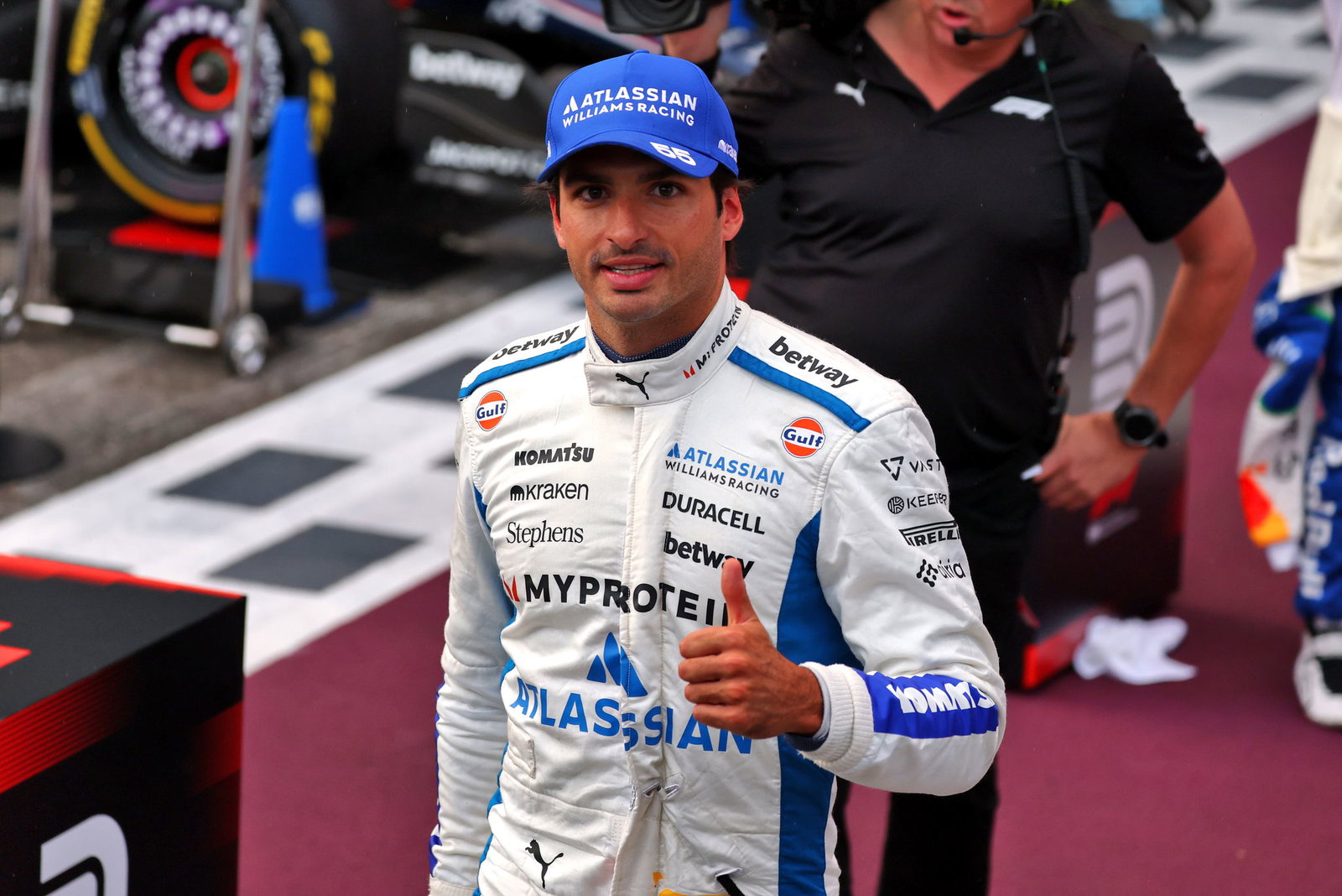 Carlos Sainz celebrates his best qualifying for Williams