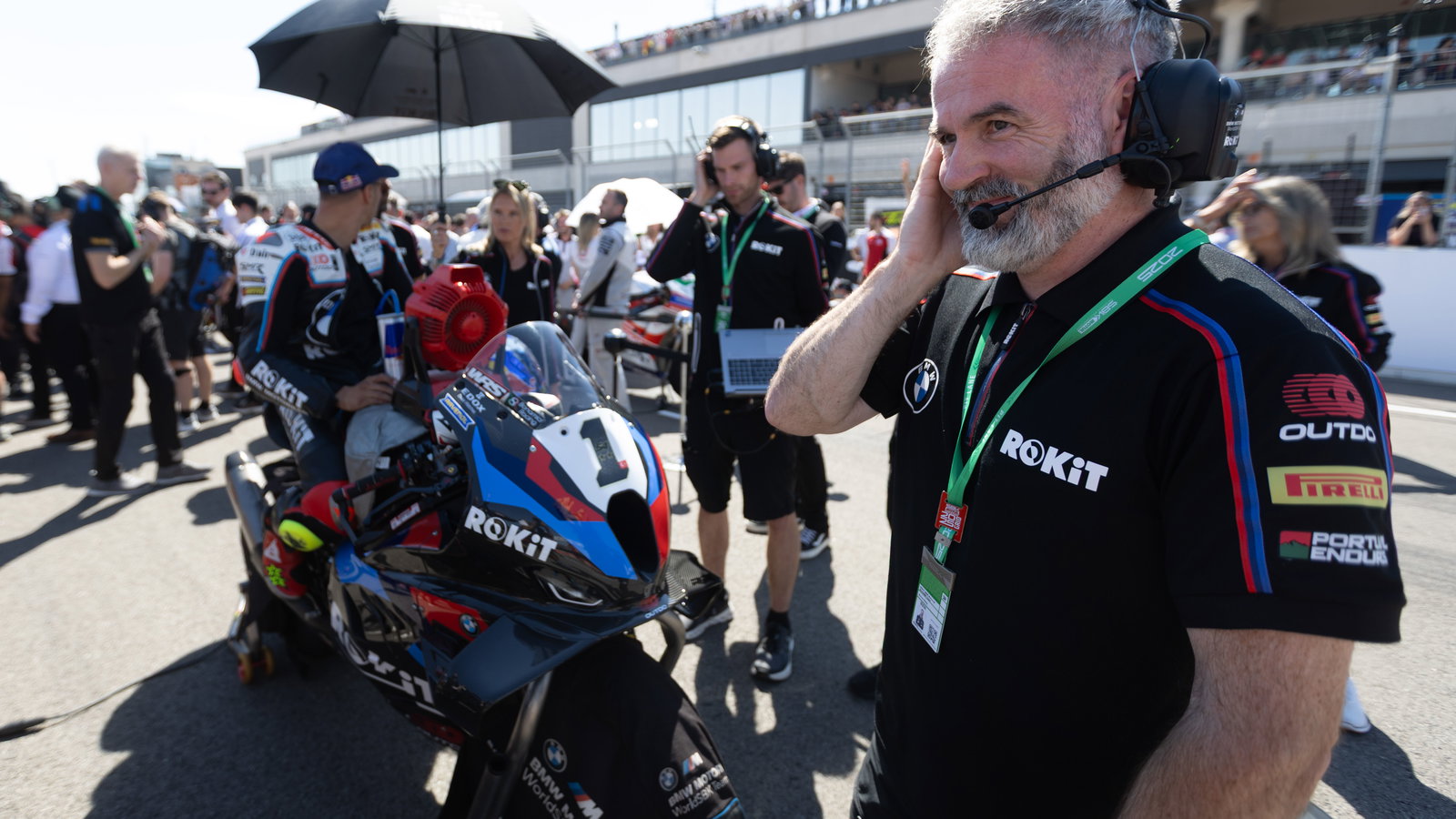 Phil Marron, Toprak Razgatlioglu, 2025 Aragon WorldSBK, grid. Credit: Gold and Goose.