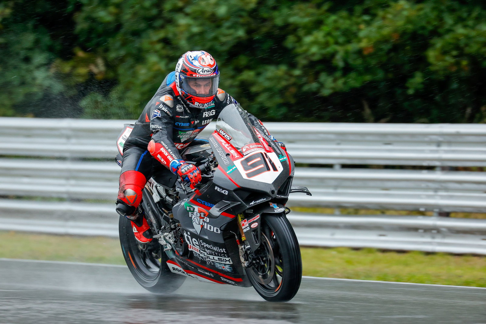 ih_bsb_oulton-park_203139-