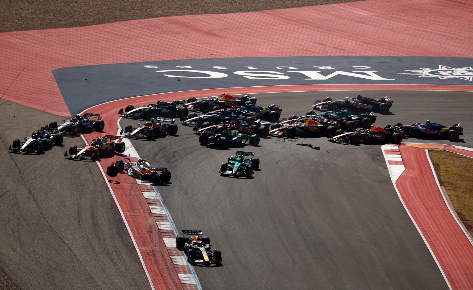 There was chaos at the start of the sprint race