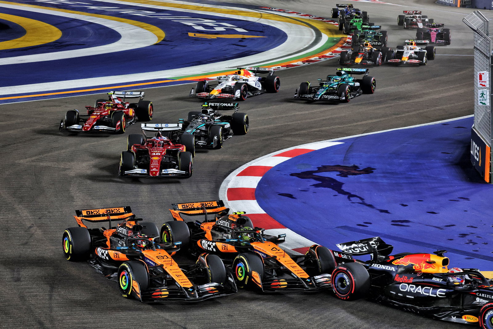 The start off the Singapore GP 