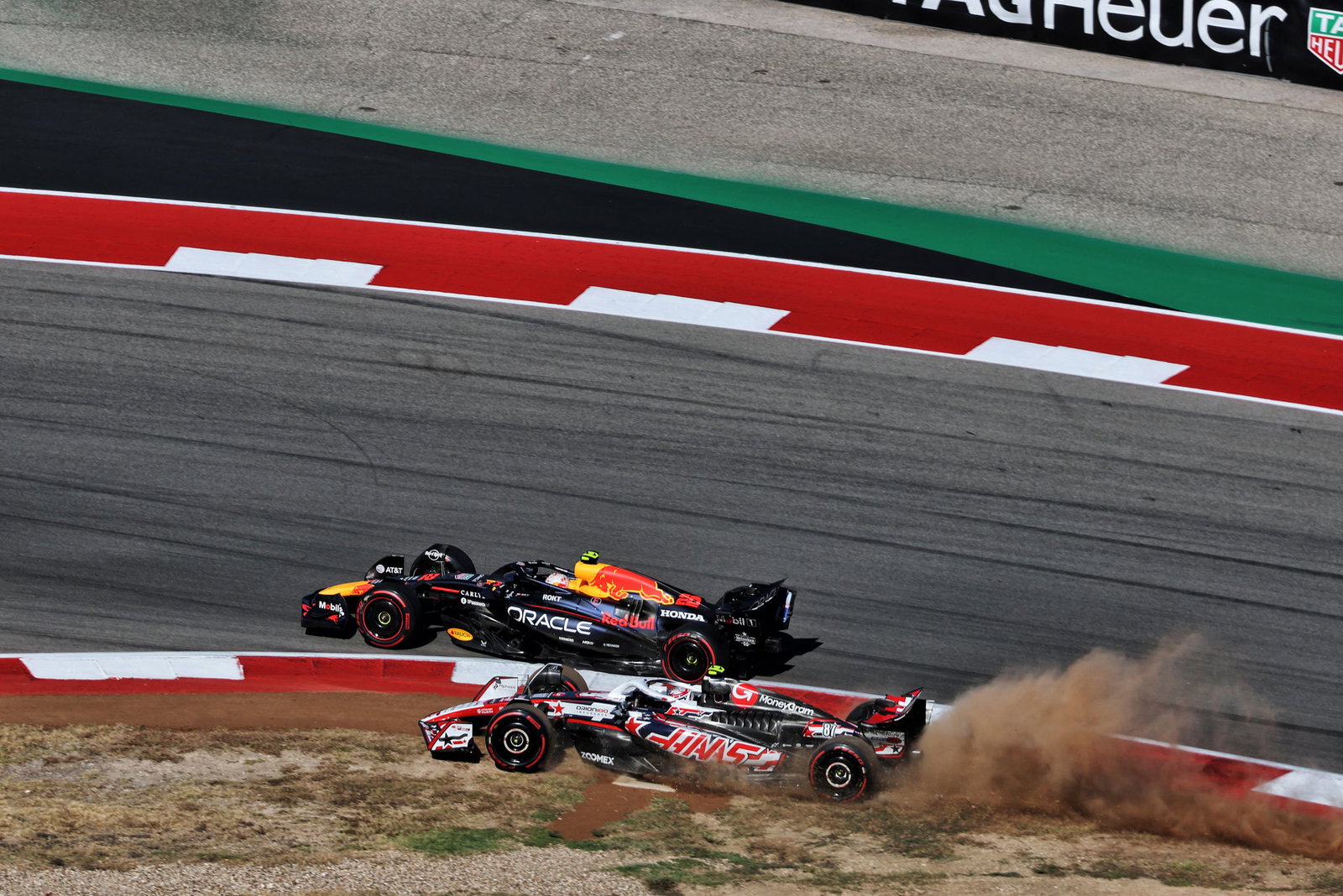 Ollie Bearman and Max Verstappen