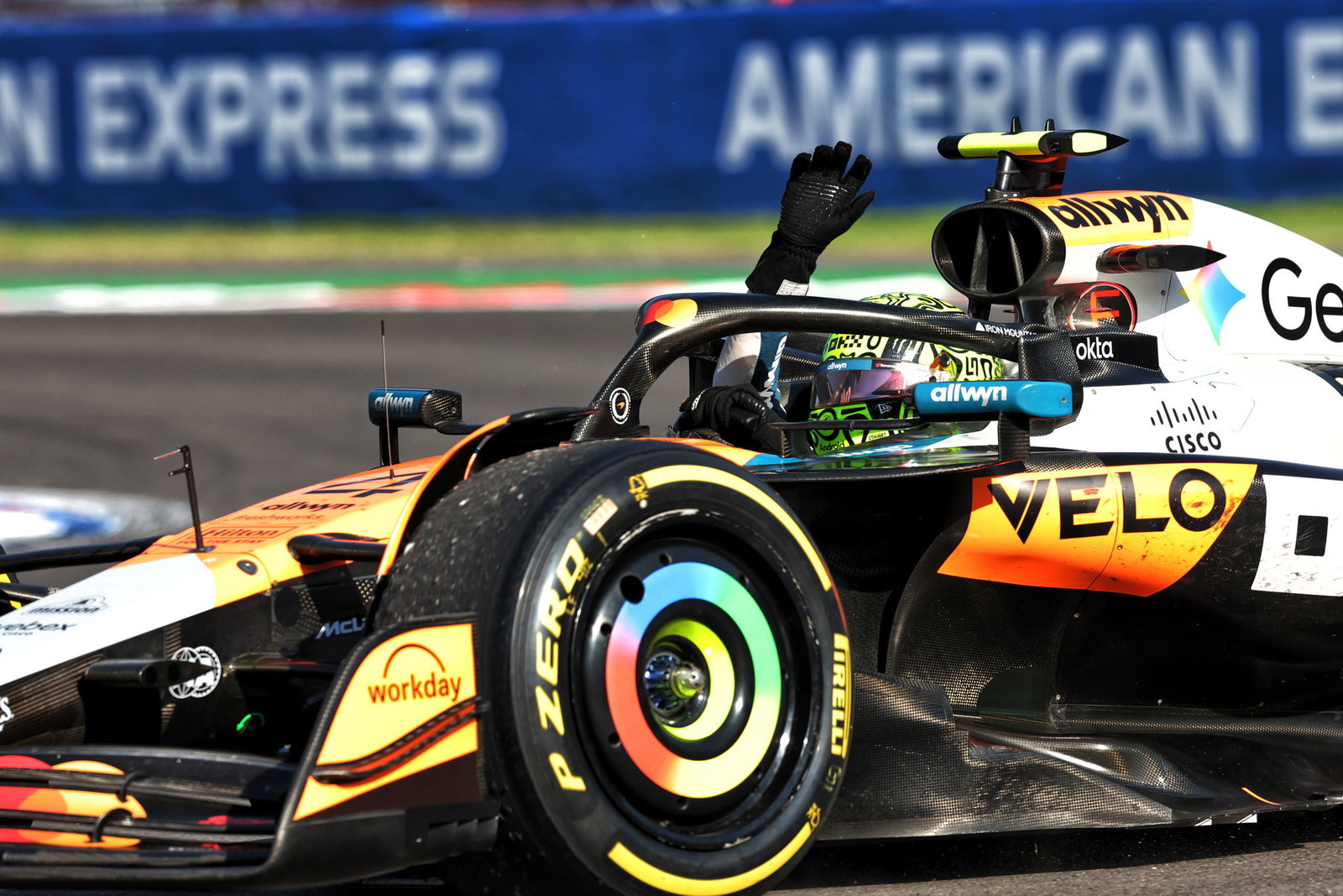 Norris celebrates his victory in Mexico 