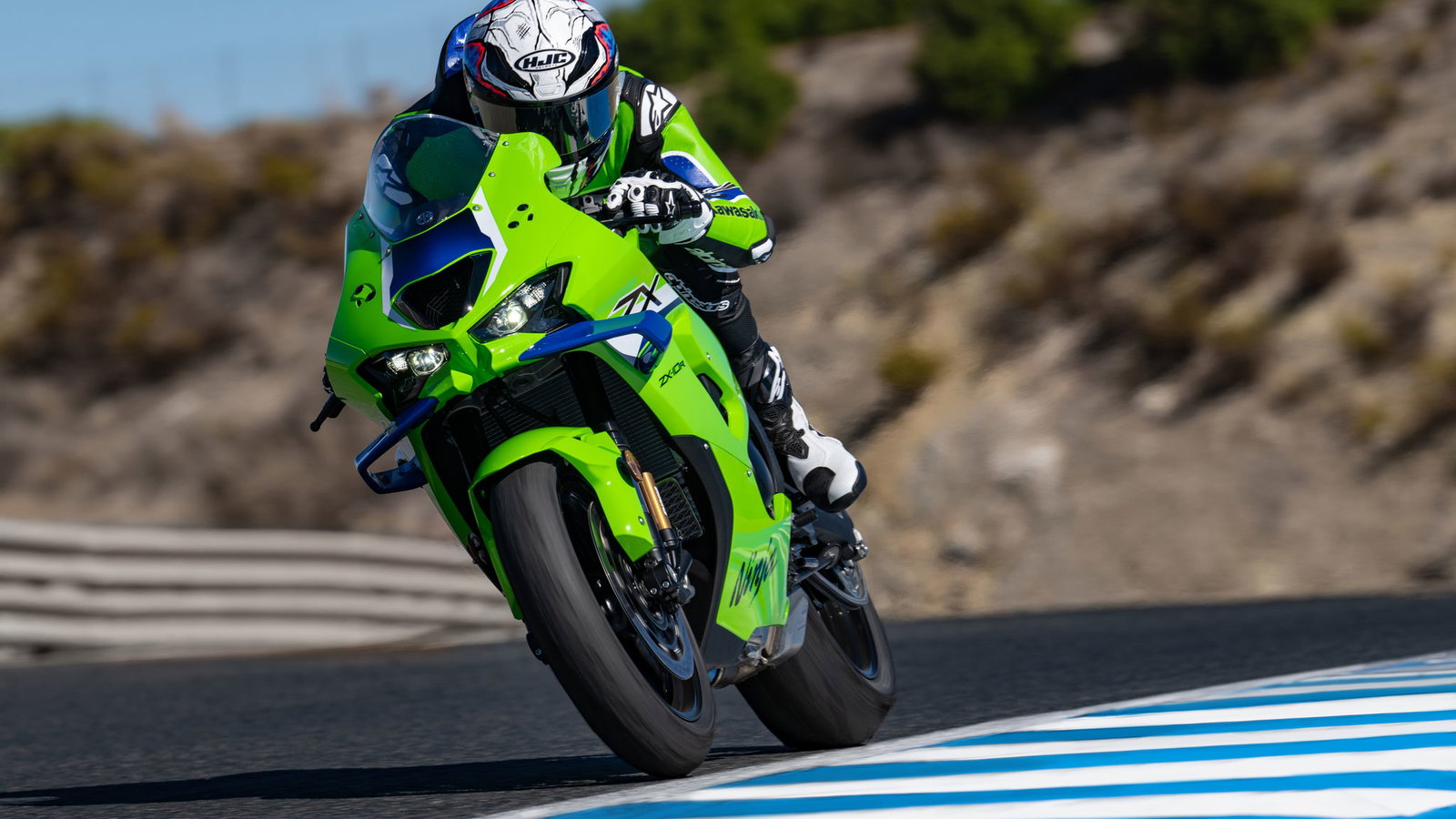 Garrett Gerloff on 2026 Kawasaki ZX-10RR. Credit: Kawasaki.