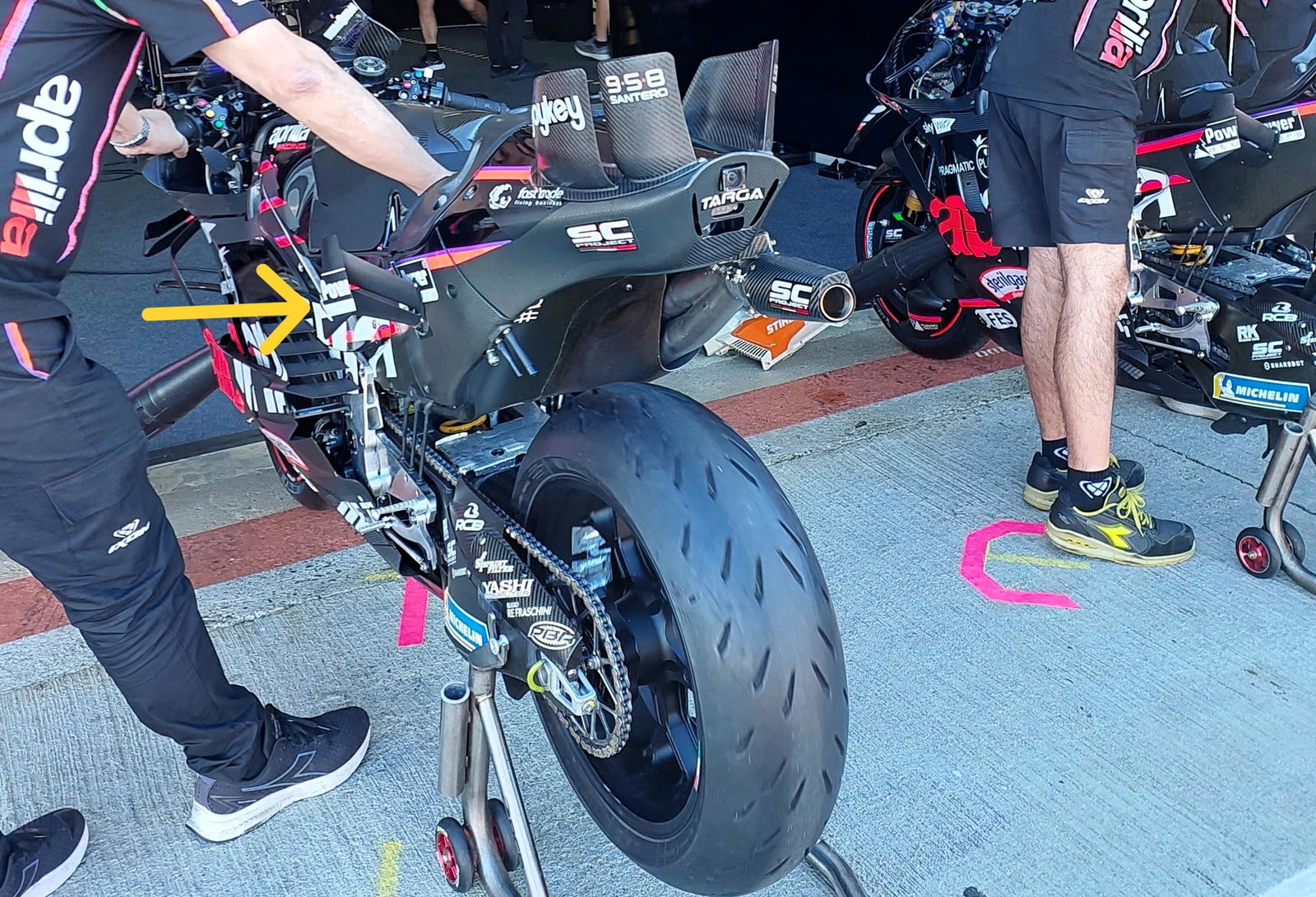 Aprilia 'leg wings'. 2025 Valencia MotoGP test