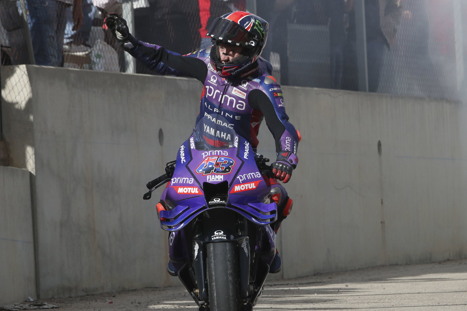 Jack Miller: Yamaha “tried everything” to make inline-four MotoGP