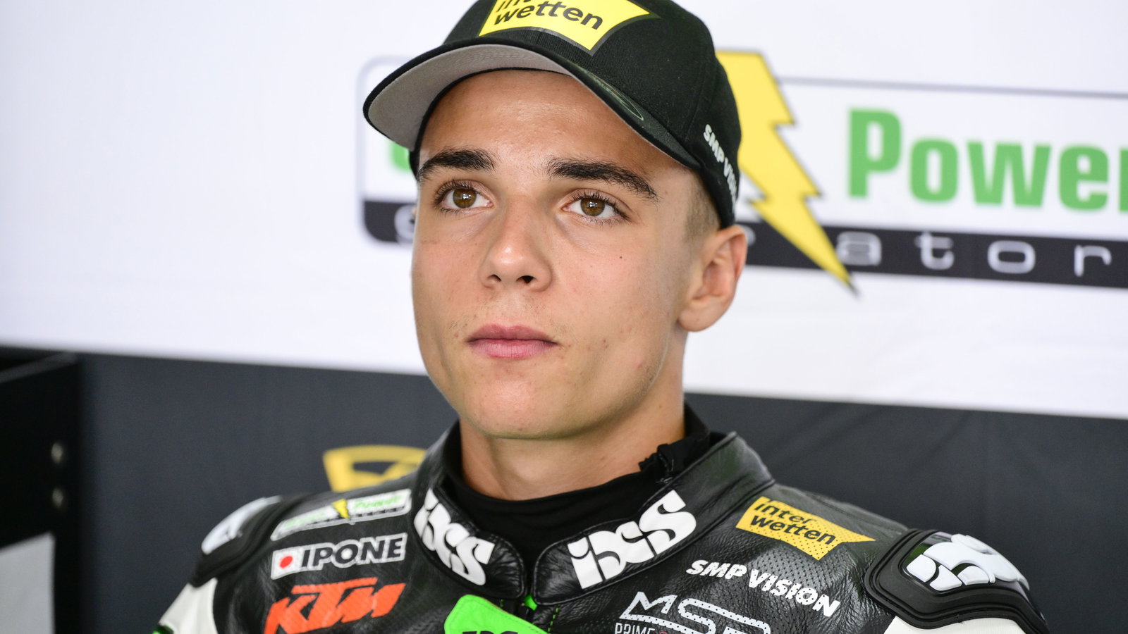 Noah Dettwiler, 2025 Moto3 Indonesian Grand Prix, pit box. Credit: Gold and Goose.