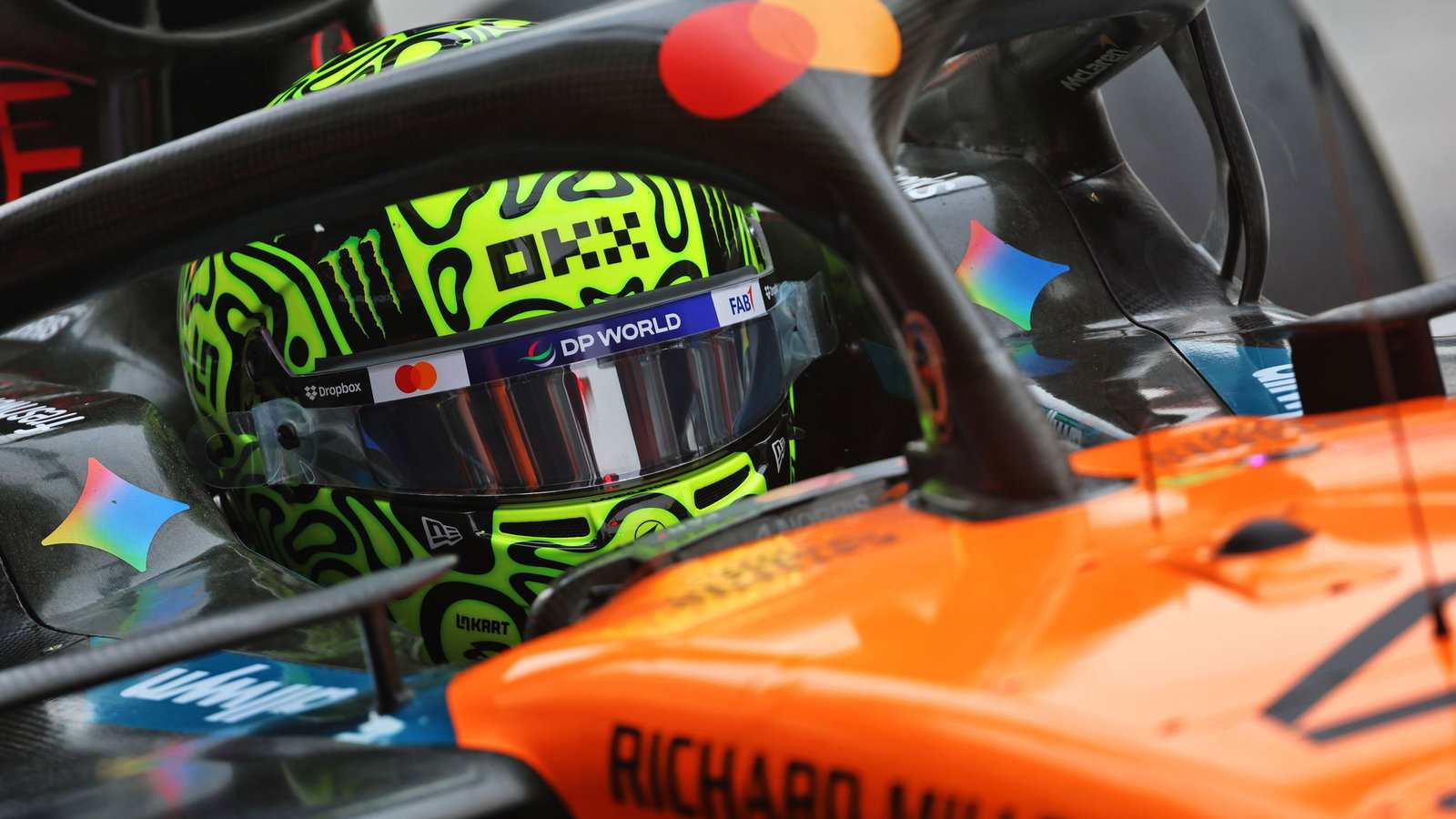 Norris set the pace in a tight FP1