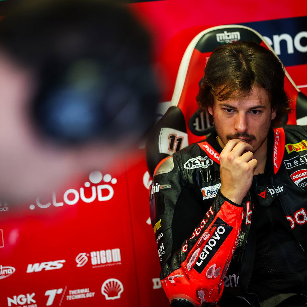 Nicolo Bulega, January 2026 Portimao WorldSBK Test, pit box. Credit: WorldSBK.