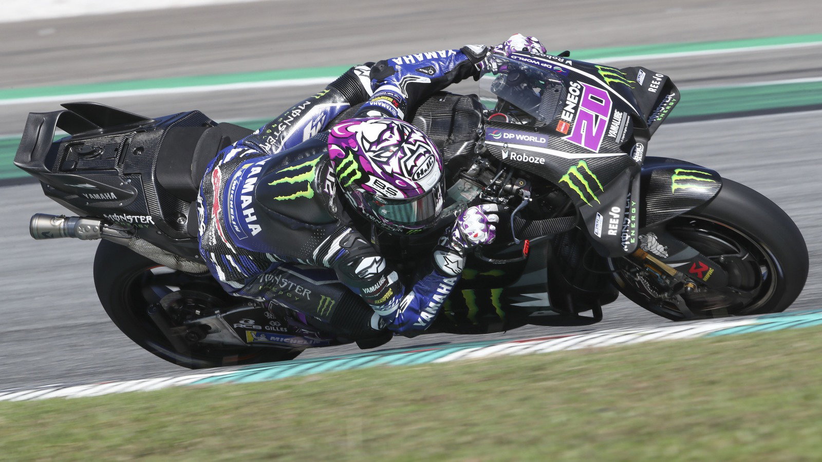 Fabio Quartararo, new Yamaha wing, 2026 Sepang MotoGP Test (Gold&Goose).