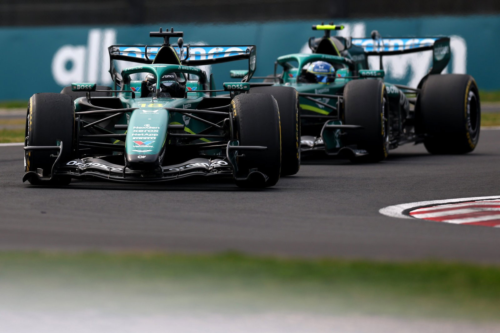 Stroll and Alonso battled over last place at Suzuka 
