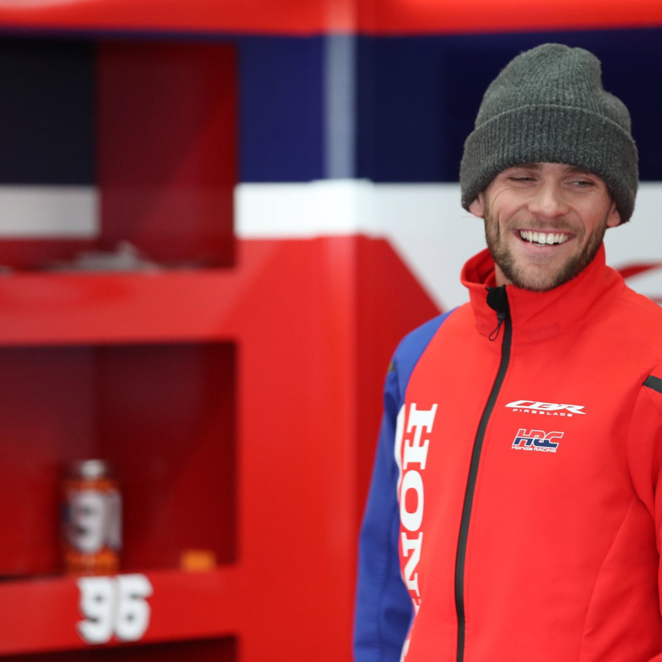 Jake Dixon, January 2026 Jerez WorldSBK Test, pit box. Credit: Gold and Goose.