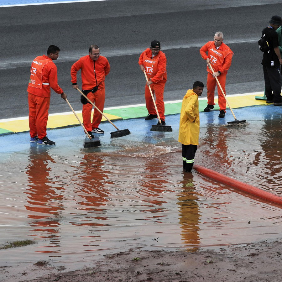MotoGP track cleaning, Friday, 2026 Brazilian MotoGP.