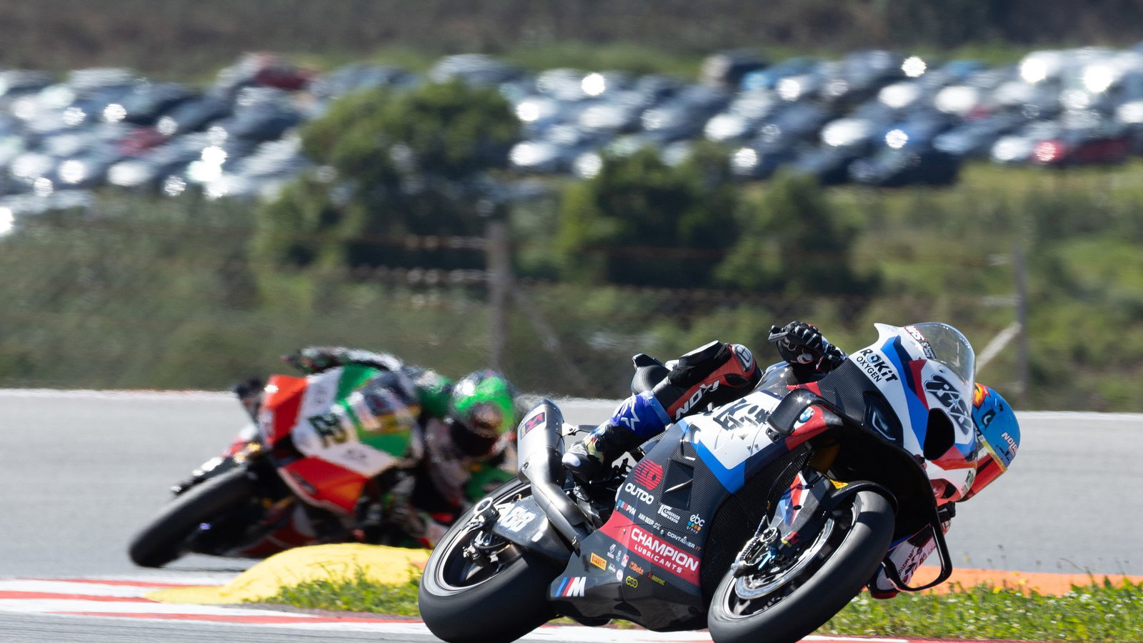 Miguel Oliveira leads Alex Lowes, 2026 Portuguese WorldSBK. Credit: Gold and Goose.