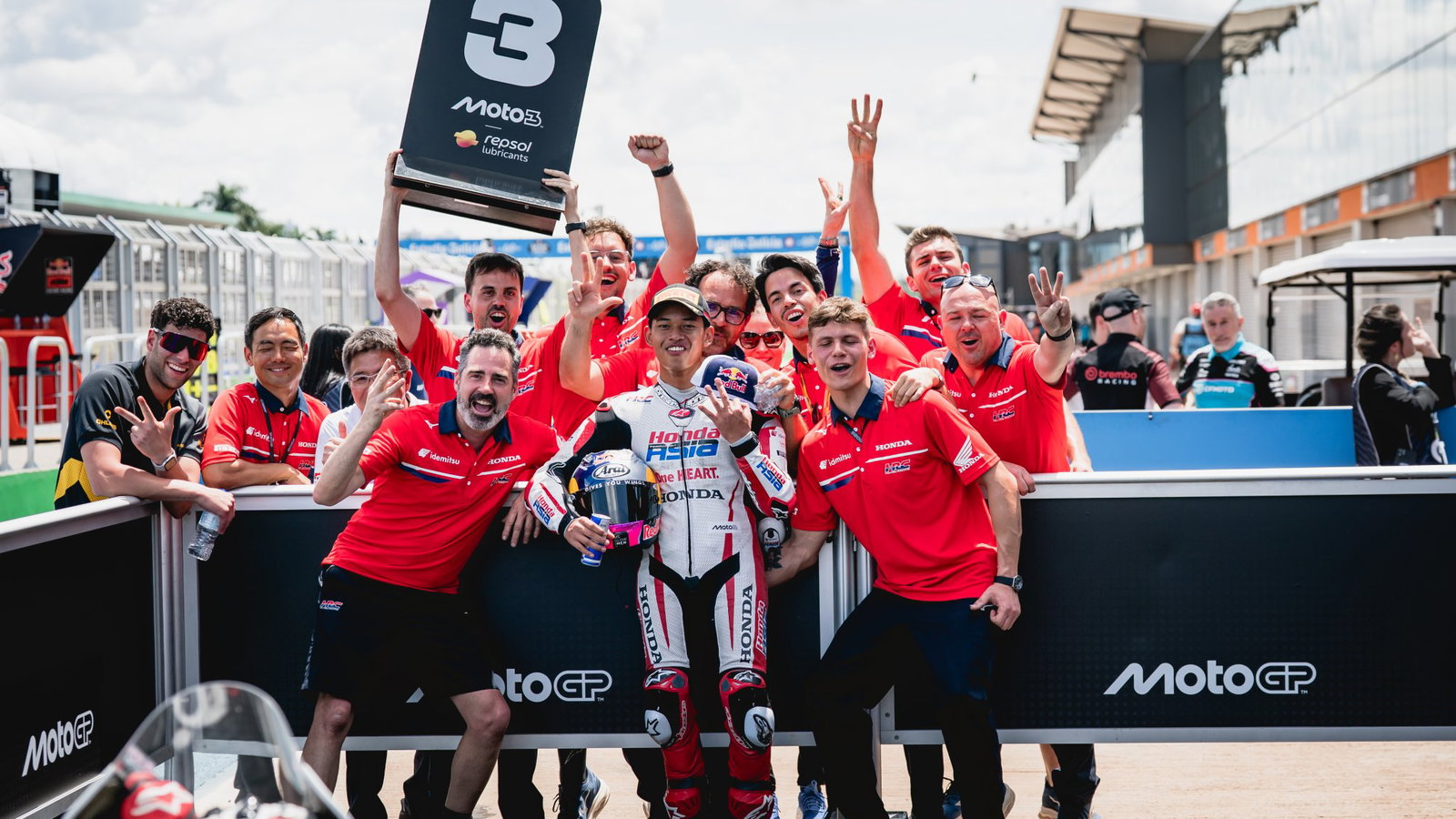 Veda Pratama, Honda Team Asia, Brazilian Moto3 round