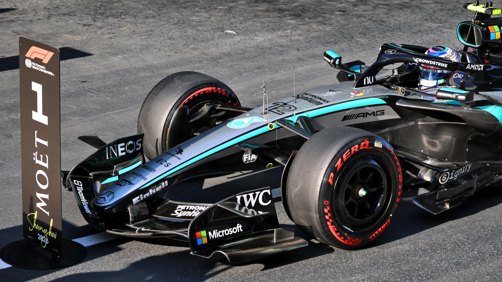 Antonelli claimed the first pole of his F1 career 