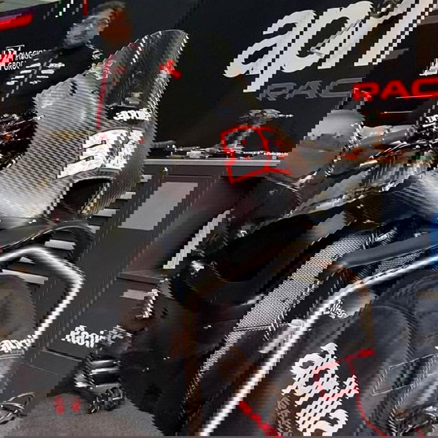 850cc Aprilia, Jerez Test.