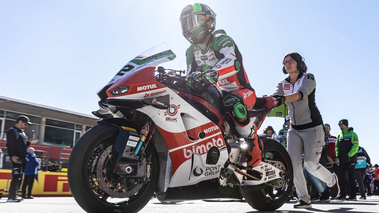 Alex Lowes, 2026 Portuguese WorldSBK, grid. Credit: Gold and Goose.