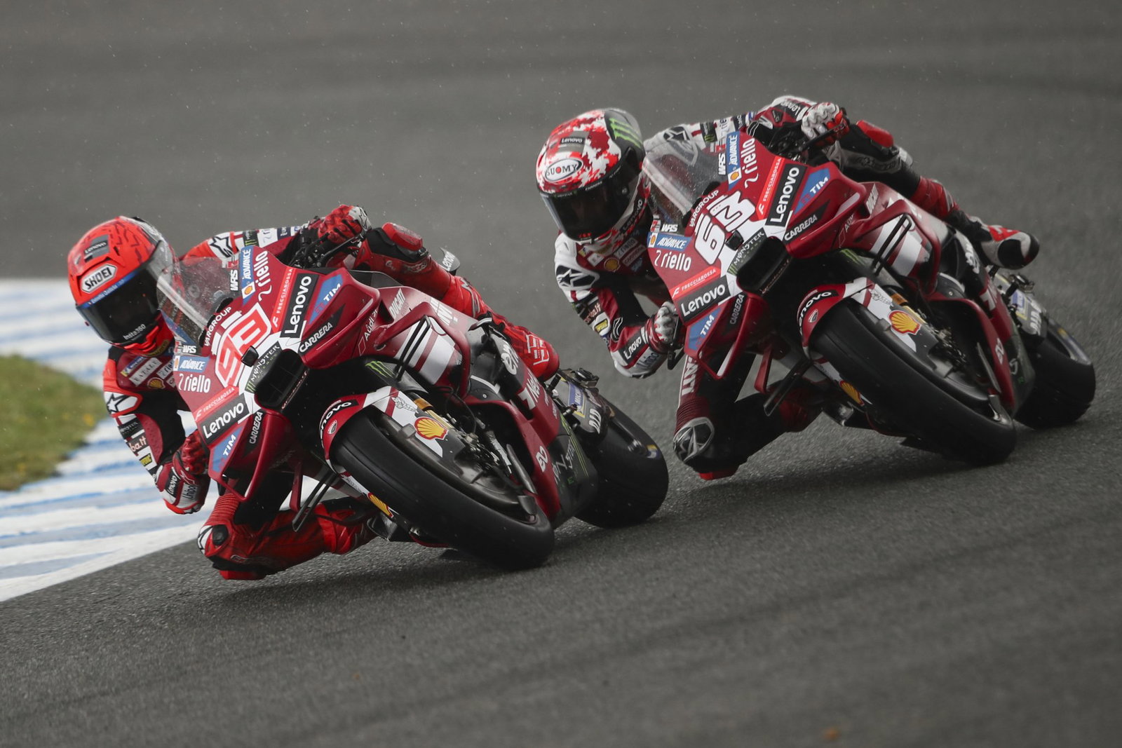 Marc Marquez, Francesco Bagnaia, 2026 MotoGP Spanish Grand Prix, Sprint. Credit: Gold and Goose.
