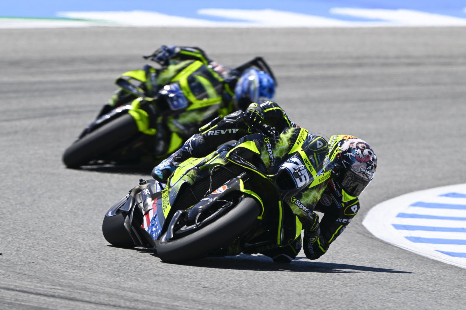 Raul Fernandez leads Ai Ogura, 2026 MotoGP Spanish Grand Prix. Credit: Gold and Goose.
