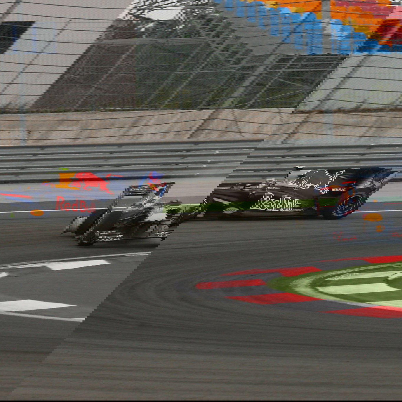 Vettel and Webber collide at the 2010 Turkish Grand Prix